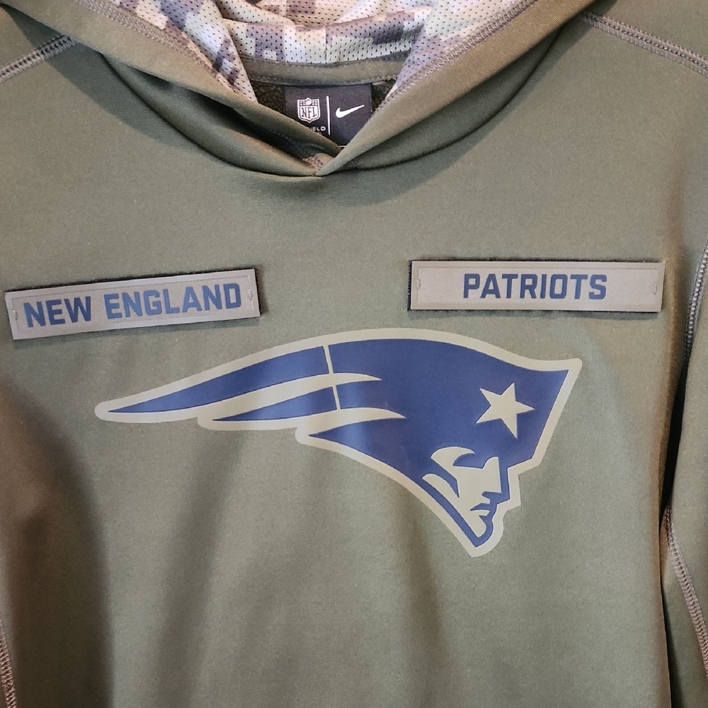New England Patriots Nike Salute to Service Hoodie